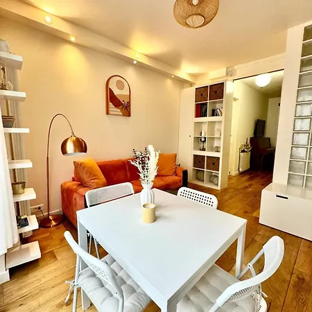Cosy - Eiffel Tower Apartment
